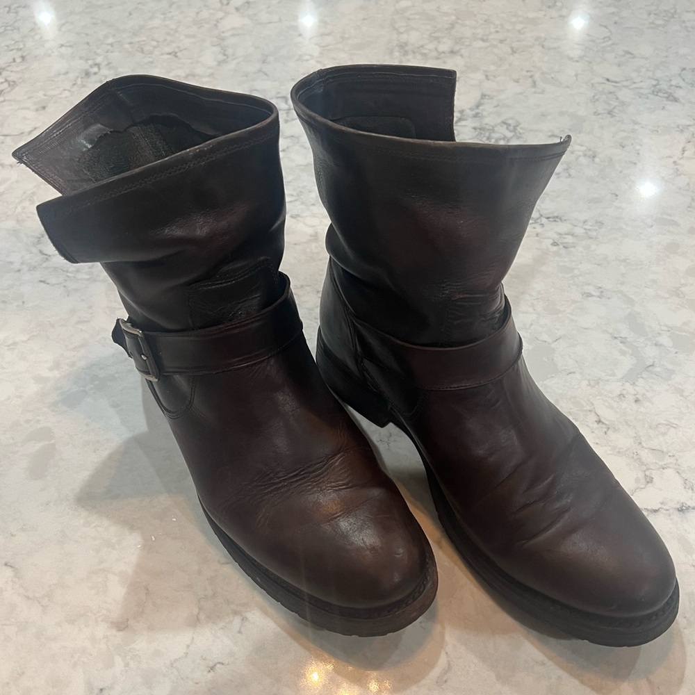 Frye Natalie Short Engineer Boot | Brown Leather - Picture 5 of 7